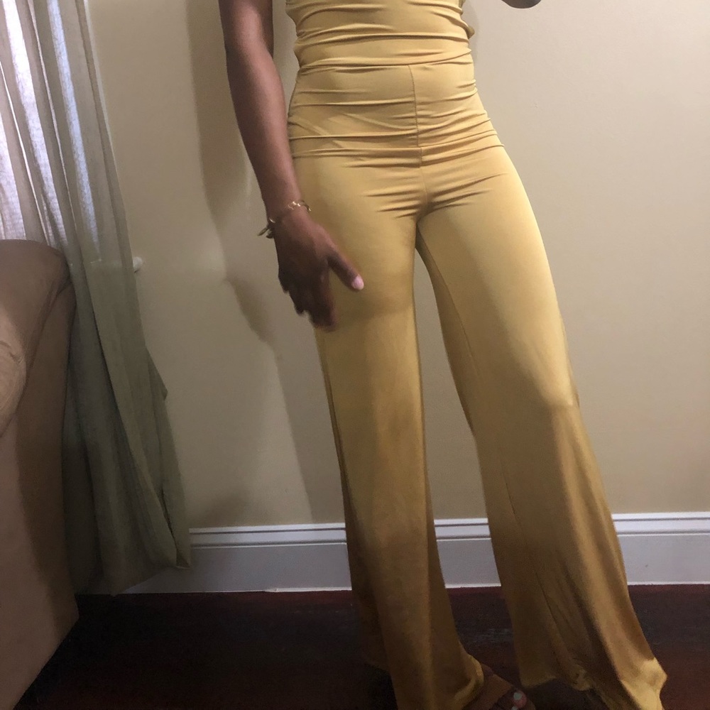 Jumpsuit - Picture 3 of 4